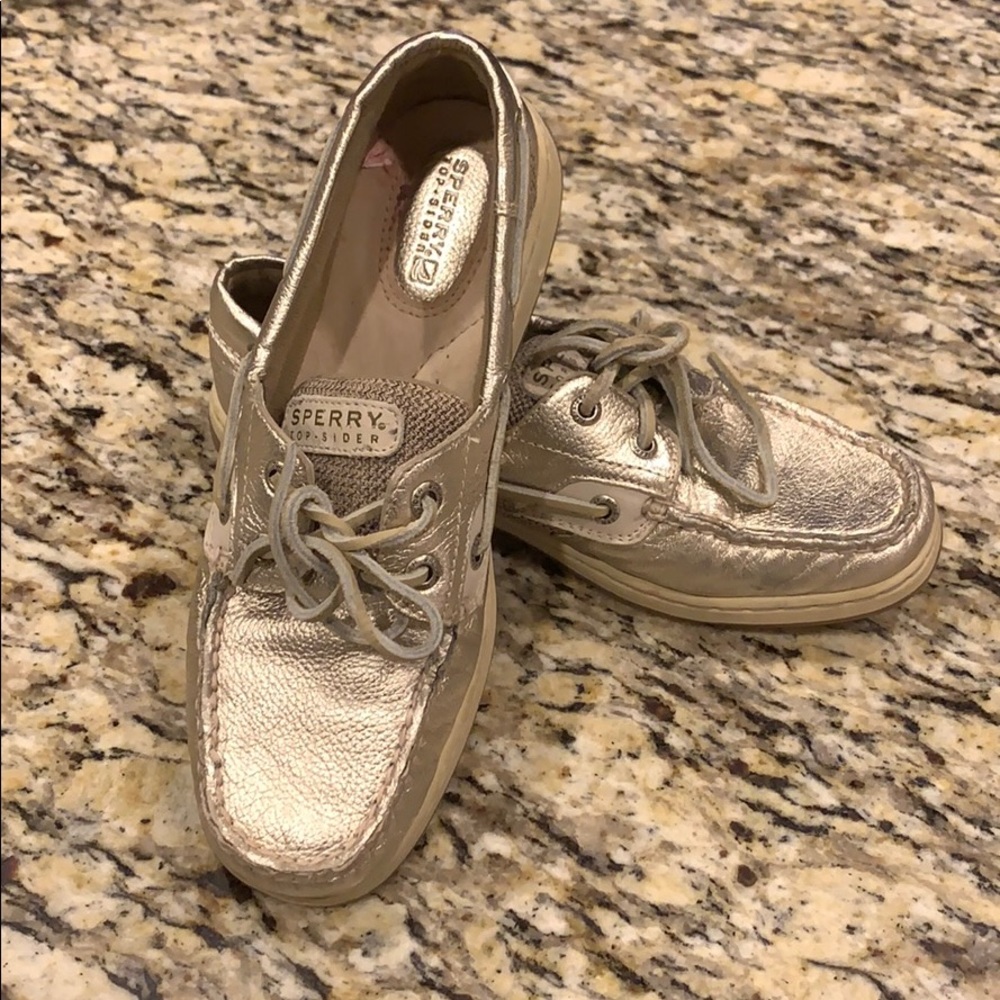 Speedy Topsiders